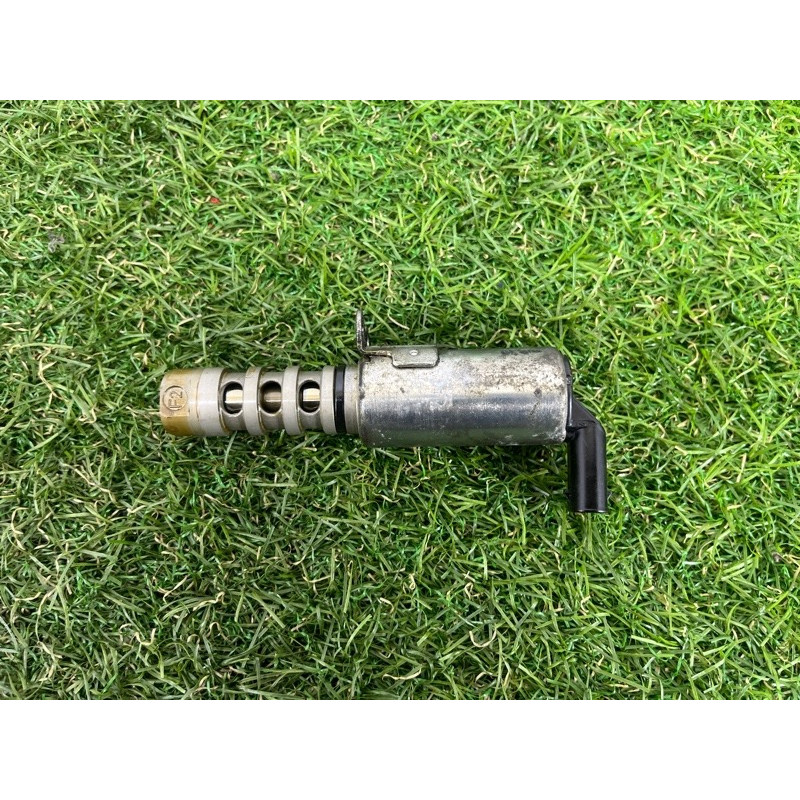 Клапан фазорегулятора (электрика двигателя) AUDI Q5 8R 2012 3.2 CALB 06E109257L