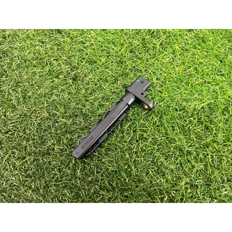 Датчик положения коленвала (электрика двигателя) AUDI Q5 8R 2012 3.2 CALB 059906433C