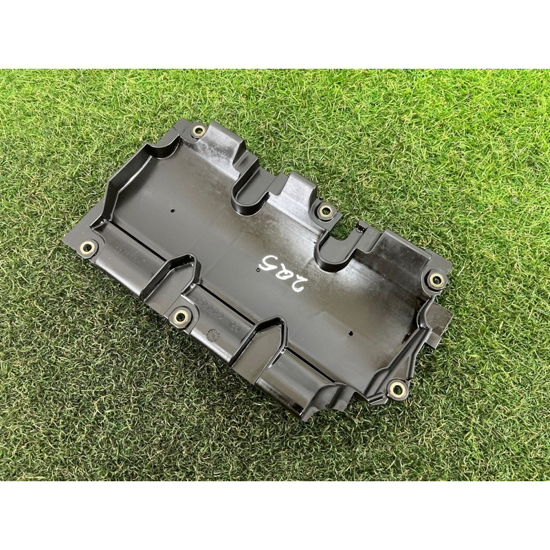 Маслоотражатель (двигатель и элементы) AUDI Q5 8R 2012 3.2 CALB 06E103623H