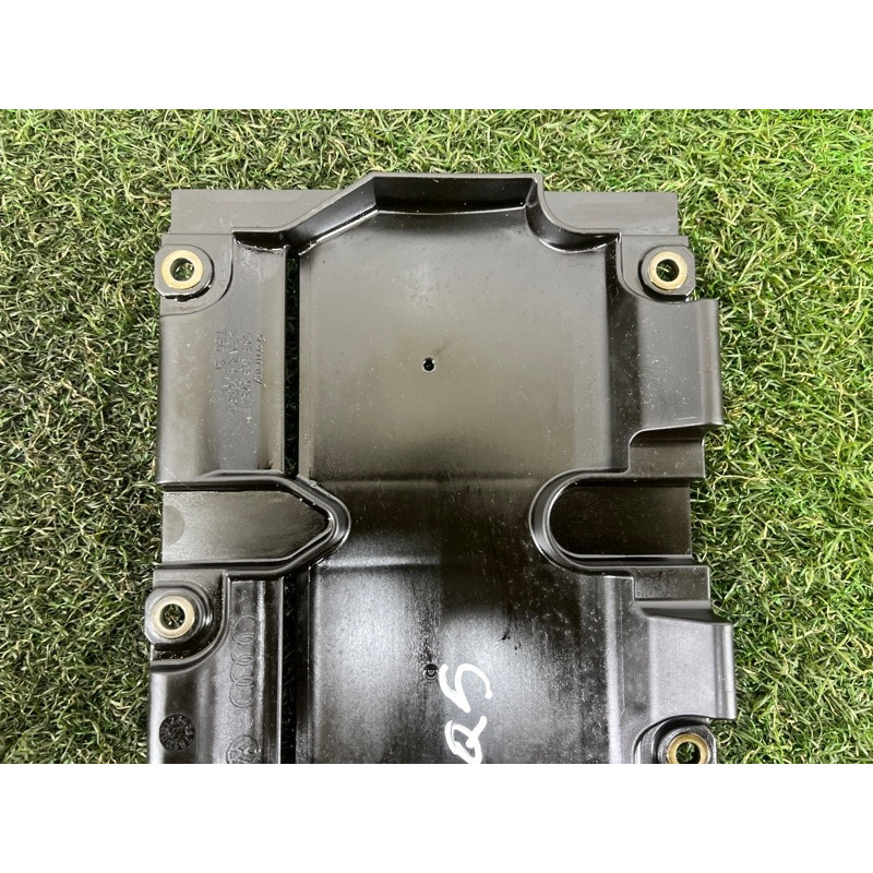 Маслоотражатель (двигатель и элементы) AUDI Q5 8R 2012 3.2 CALB 06E103623H