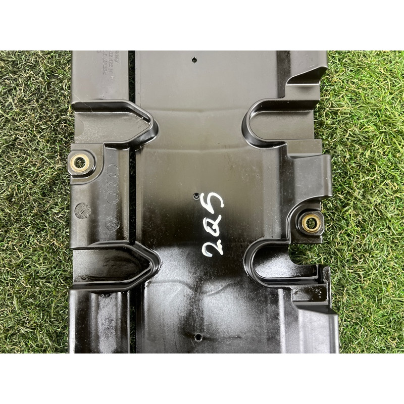 Маслоотражатель (двигатель и элементы) AUDI Q5 8R 2012 3.2 CALB 06E103623H