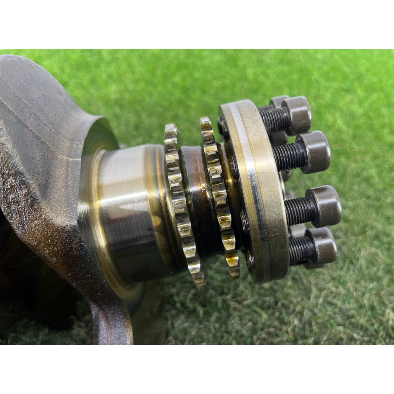 Коленвал (двигатель и элементы) AUDI Q5 8R 2012 3.2 CALB 06E105101R