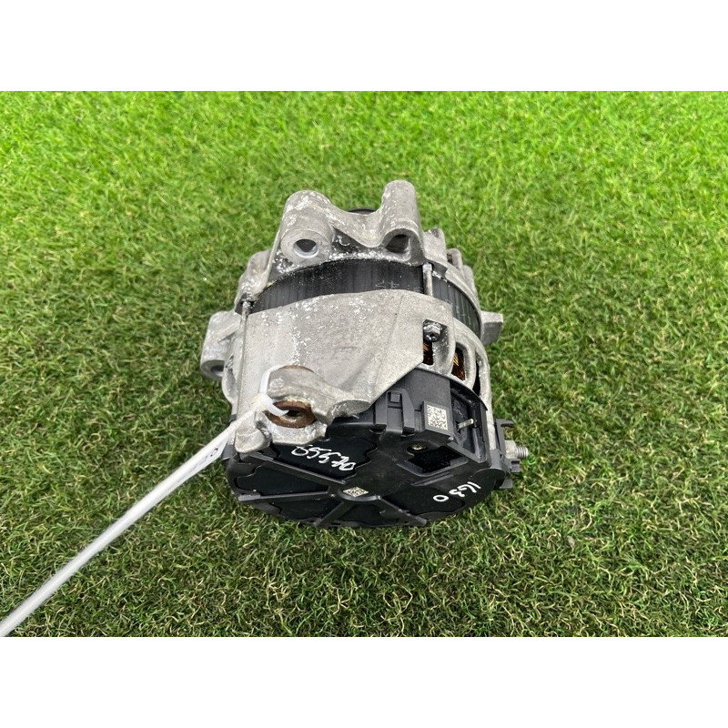 Генератор (електрика) BMW 5-series G30 2017 2.0 B46B20 12318571357