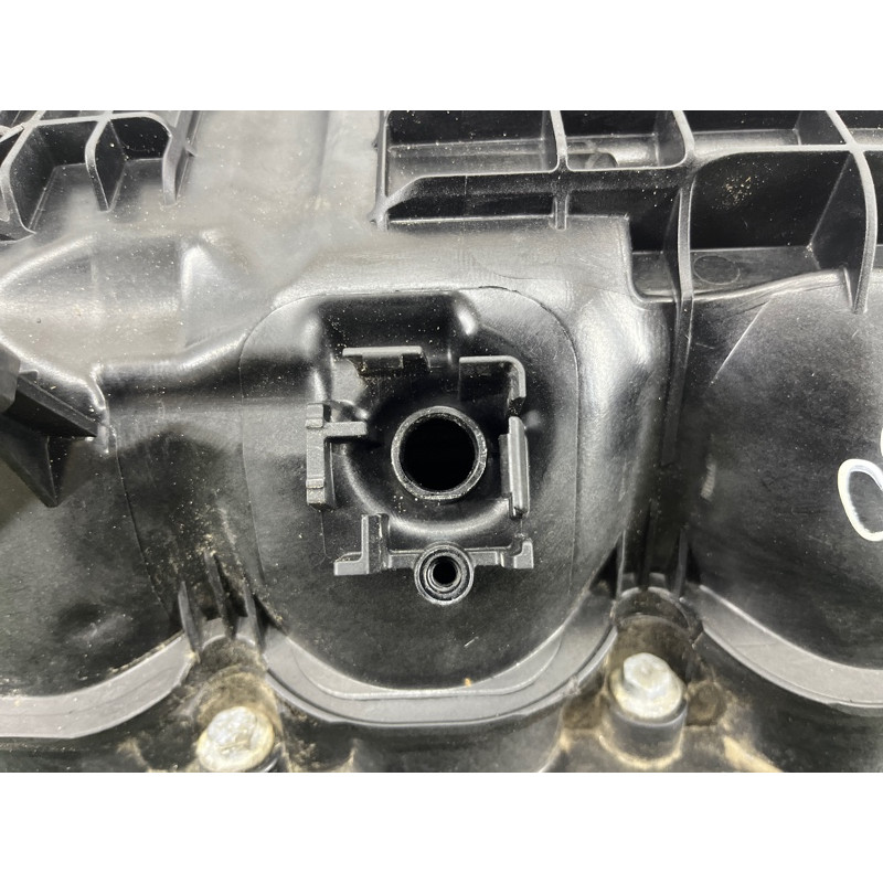 Впускний колектор (подача палива) BMW 5-series G30 2017 2.0 B46B20 11618603914