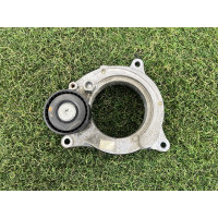 Натягувач приводного ременя