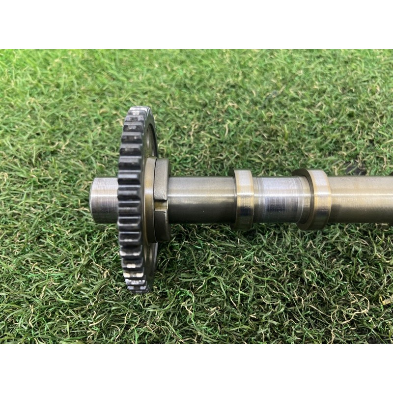 Распредвал выпускной (двигатель и элементы) AUDI A3 8V 2015 1.8 06L109022D