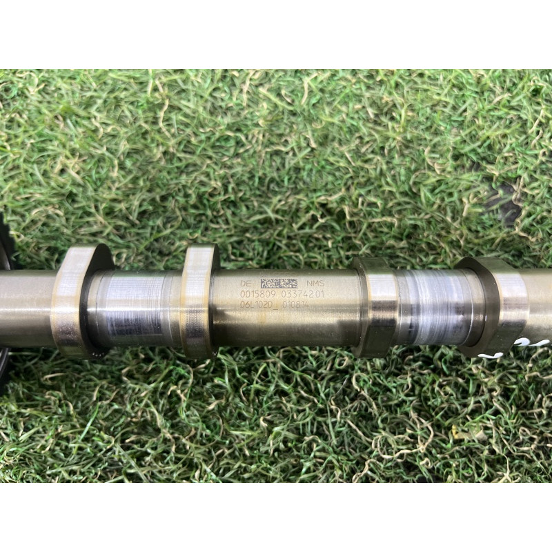 Распредвал выпускной (двигатель и элементы) AUDI A3 8V 2015 1.8 06L109022D