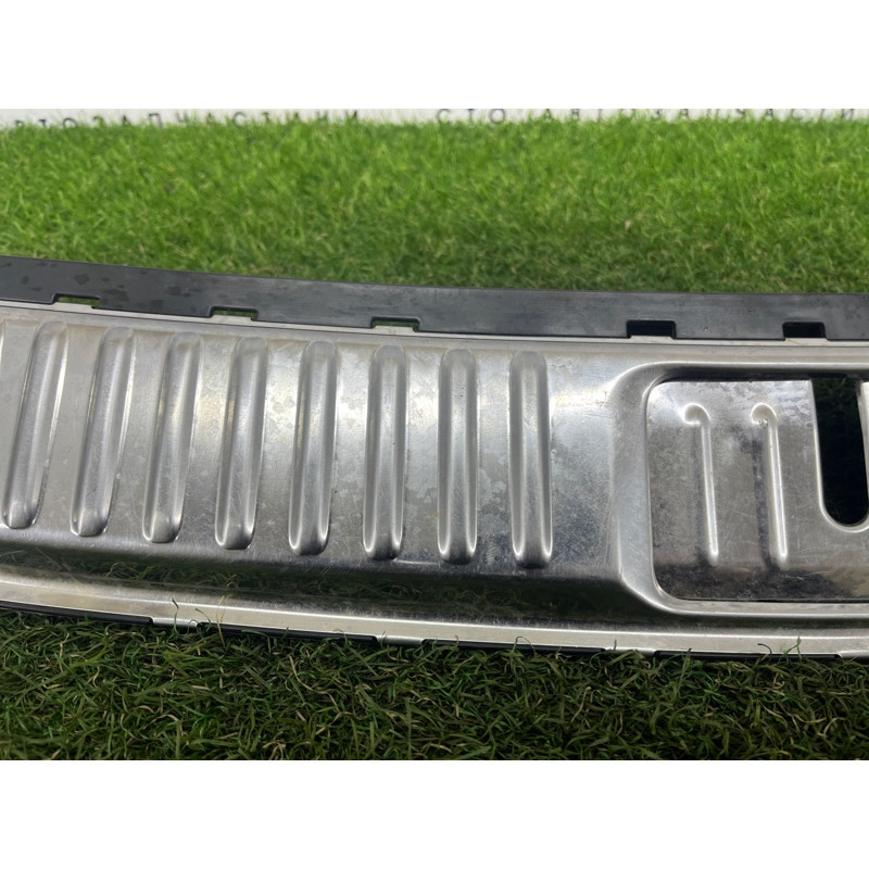 Накладка замка кришки багажника (салон) Volkswagen Touareg NF 2012 3.0 7P0863459F5R5