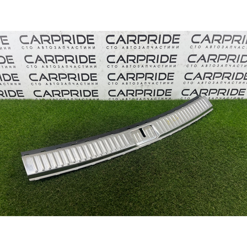 Накладка замка кришки багажника (салон) Volkswagen Touareg NF 2012 3.6 7P0863459F5R5