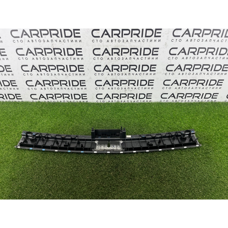 Накладка замка кришки багажника (салон) Volkswagen Touareg NF 2012 3.6 7P0863459F5R5