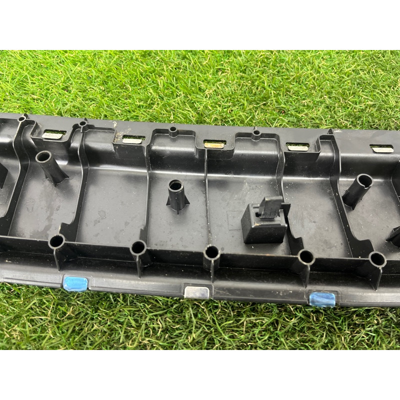 Накладка замка кришки багажника (салон) Volkswagen Touareg NF 2012 3.6 7P0863459F5R5