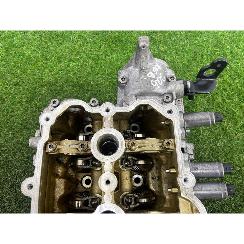 Головка блока цилиндров (двигатель и элементы) AUDI Q5 8R 2012 3.2 CALB 06E103065B