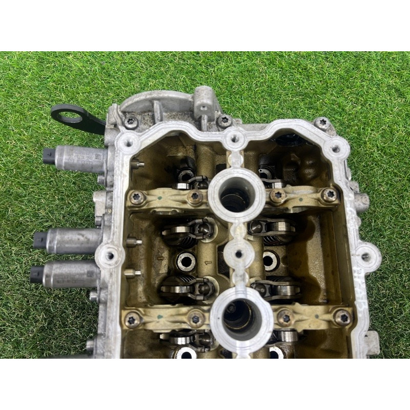 Головка блока цилиндров (двигатель и элементы) AUDI Q5 8R 2012 3.2 CALB 06E103066B