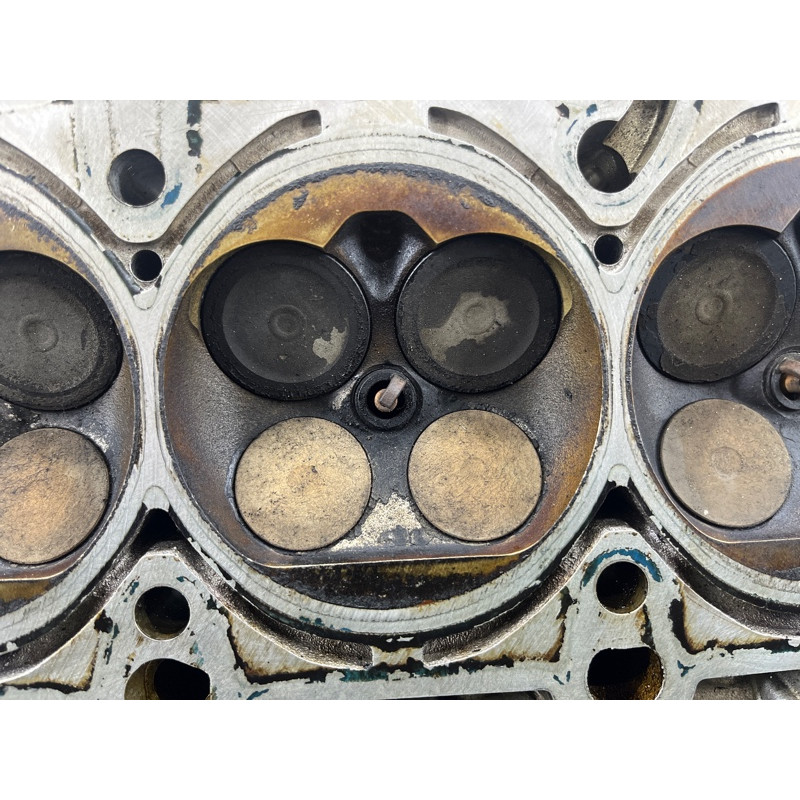 Головка блока цилиндров (двигатель и элементы) AUDI Q5 8R 2012 3.2 CALB 06E103066B