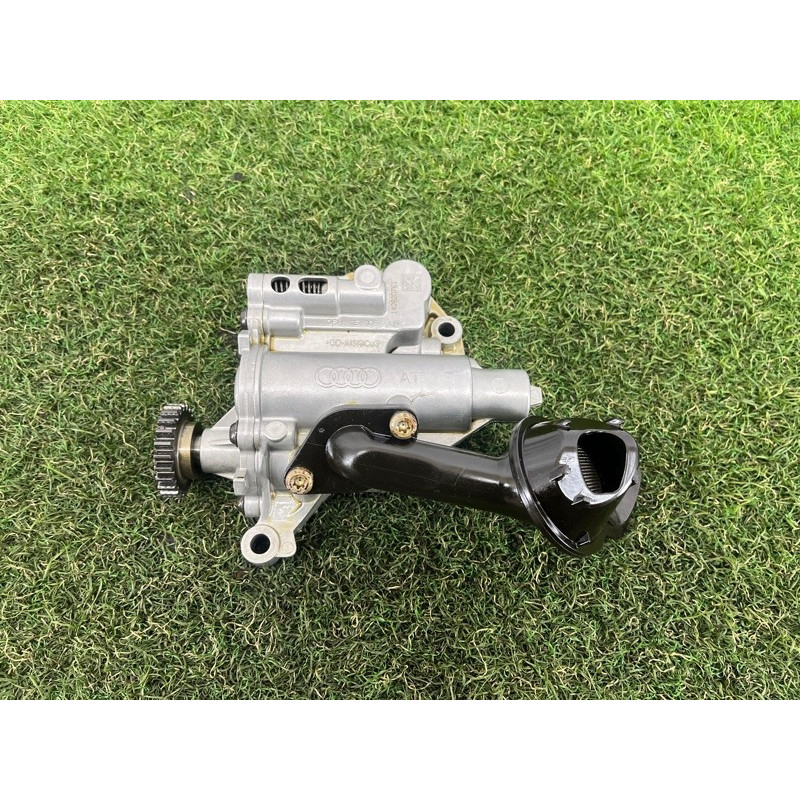 Маслонасос (двигатель и элементы) AUDI A3 8V 2015 1.8 06H115105BK