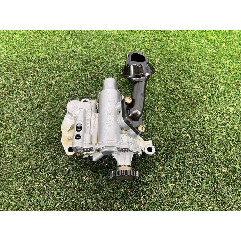 Маслонасос (двигатель и элементы) AUDI A3 8V 2015 1.8 06H115105BK