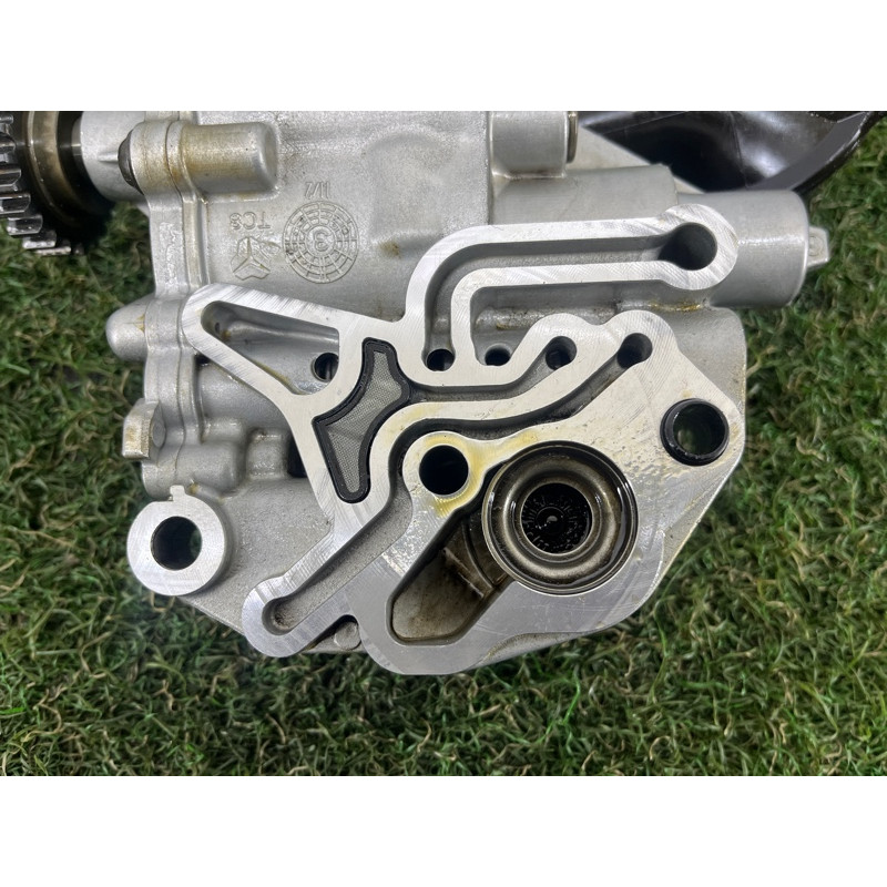 Маслонасос (двигатель и элементы) AUDI A3 8V 2015 1.8 06H115105BK