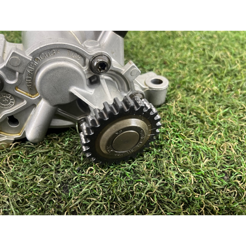 Маслонасос (двигатель и элементы) AUDI A3 8V 2015 1.8 06H115105BK