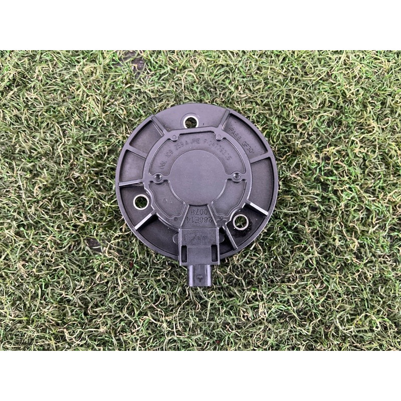 Клапан фазорегулятора (электрика двигателя) AUDI A3 8V 2015 1.8 06L109259A