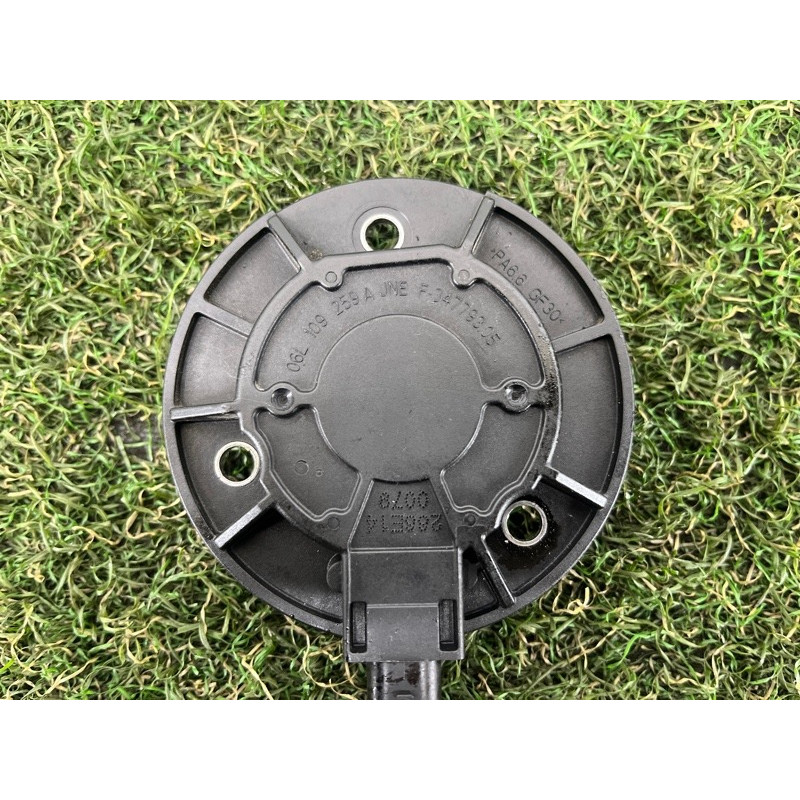 Клапан фазорегулятора (электрика двигателя) AUDI A3 8V 2015 1.8 06L109259A