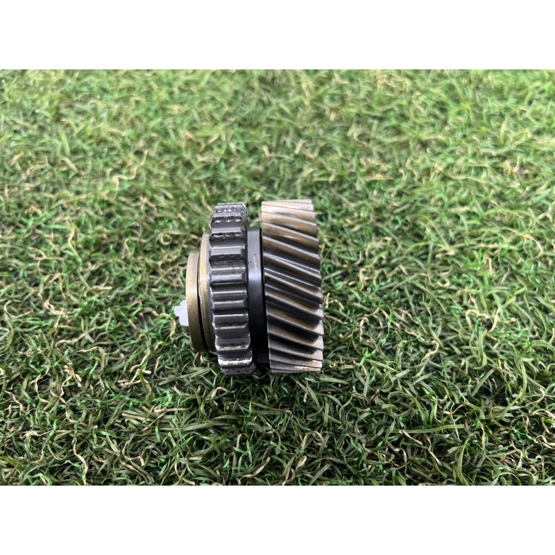 Шестерня балансирного вала (двигатель и элементы) AUDI A3 8V 2015 1.8 06K103319A