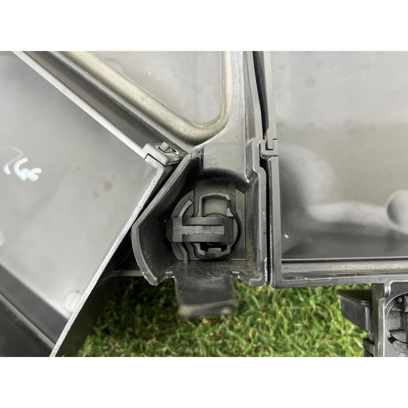Кришка фільтра салону (кузов і елементи) BMW X5 E70 2008 4.8 N62/TU 64316945575