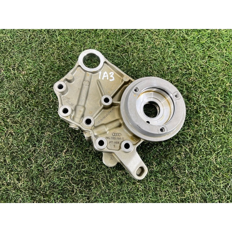 Опорный кронштейн распредвала (двигатель и элементы) AUDI A3 8V 2015 1.8 06L103144G