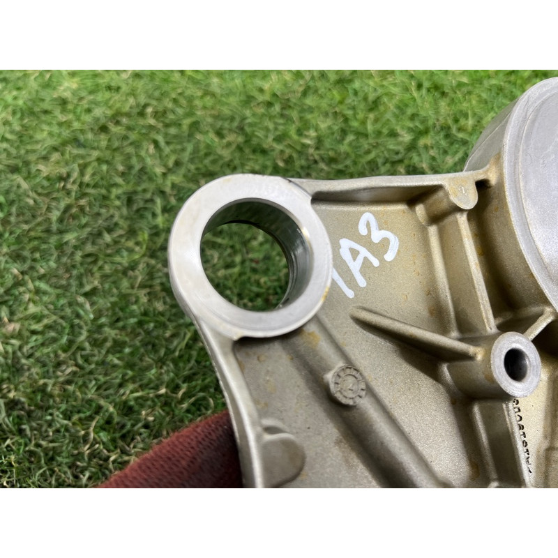 Опорный кронштейн распредвала (двигатель и элементы) AUDI A3 8V 2015 1.8 06L103144G