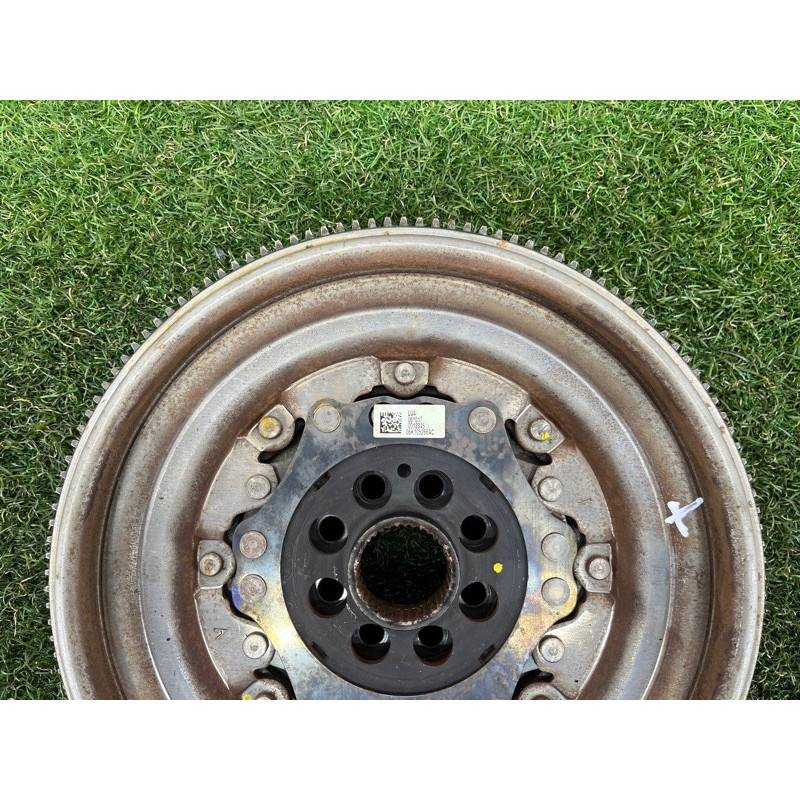 Маховик (двигатель и элементы) AUDI A3 8V 2018 2.0 CZRA 06K105266AC