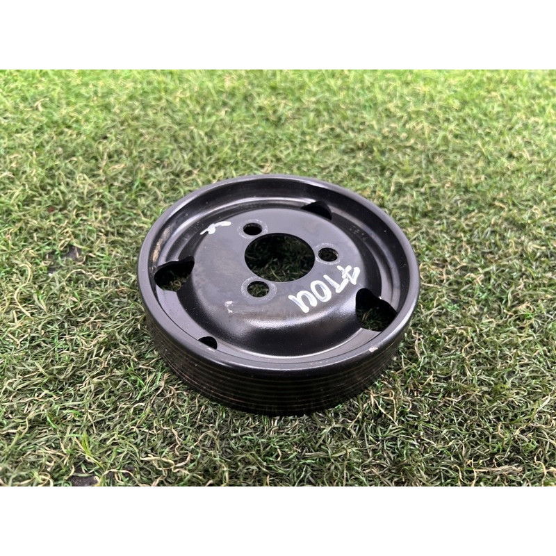 Шкив помпы (система охлаждения) Volkswagen Touareg FL 2015 3.6 021121031D