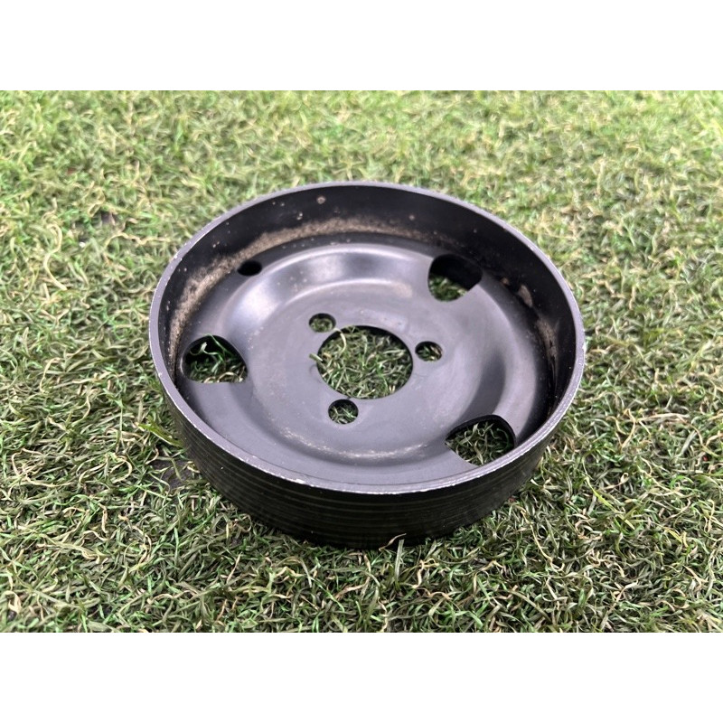 Шкив помпы (система охлаждения) Volkswagen Touareg FL 2015 3.6 021121031D