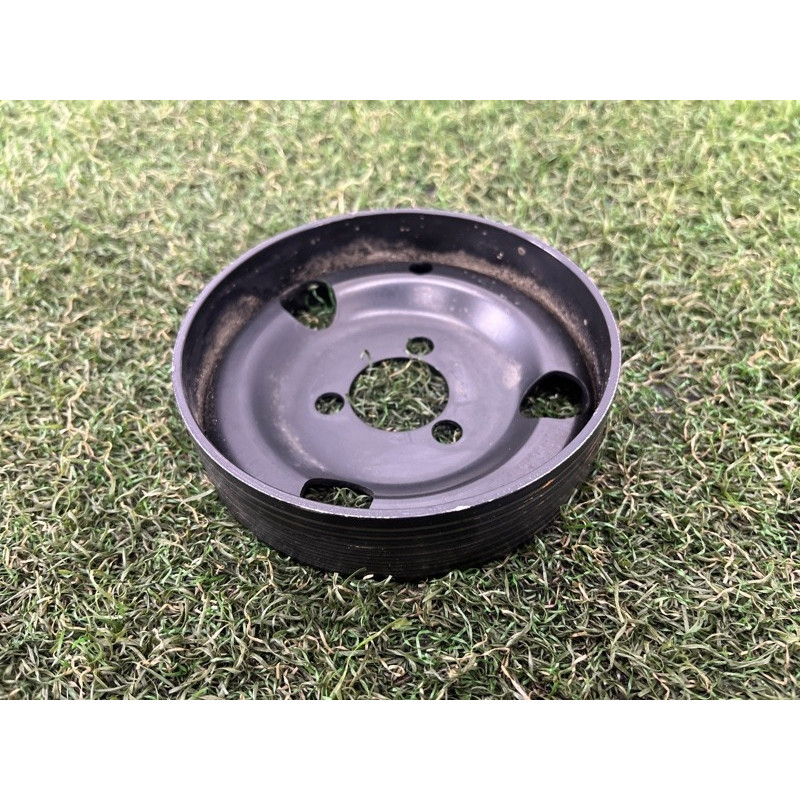 Шкив помпы (система охлаждения) Volkswagen Touareg FL 2015 3.6 021121031D