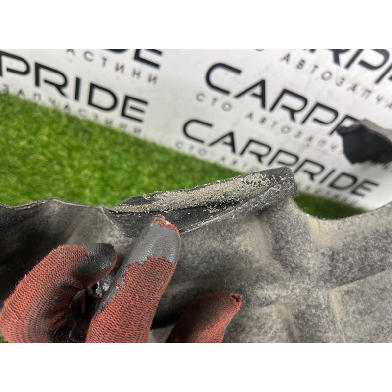 Подкрылок (кузов и элементы) Volkswagen Touareg FL 2015 3.6 7P6805977A