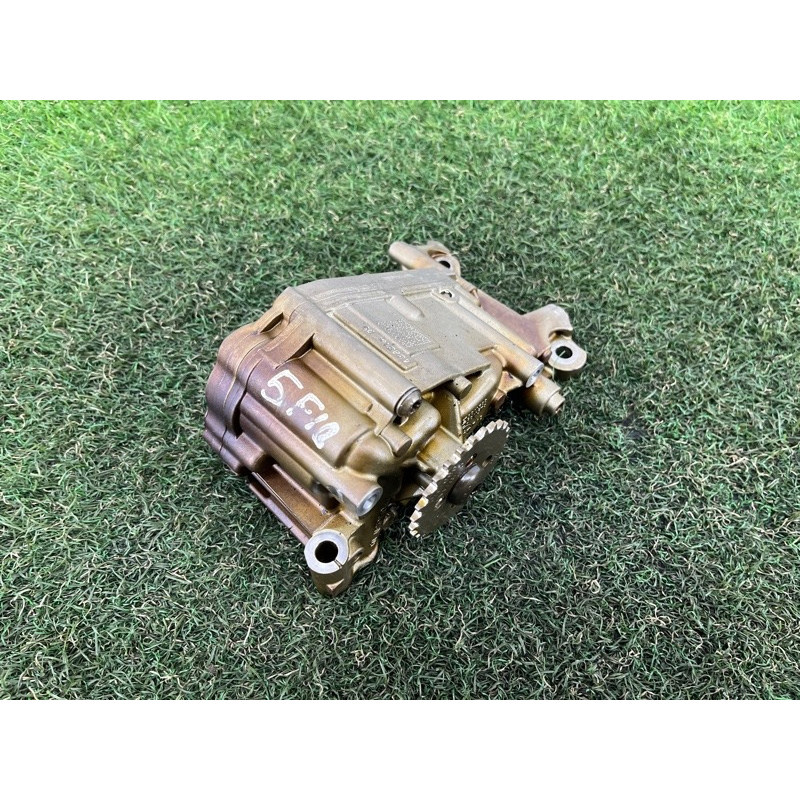 Маслонасос (двигатель и элементы) BMW 5-series F10 2011 3.0 11417573748