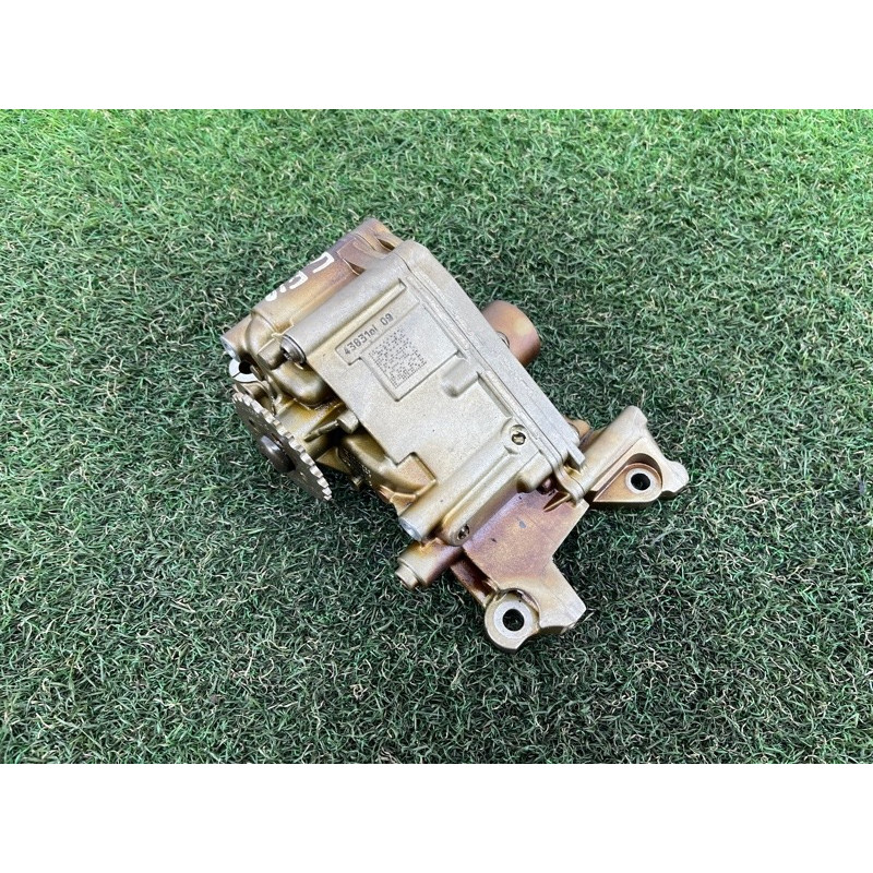 Маслонасос (двигатель и элементы) BMW 5-series F10 2011 3.0 11417573748