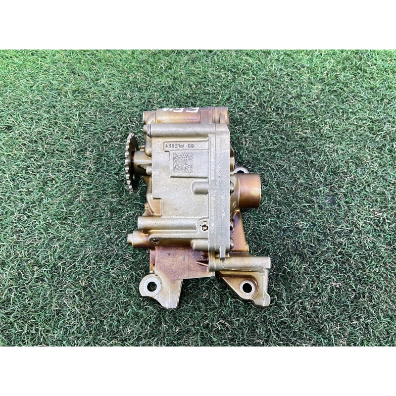 Маслонасос (двигатель и элементы) BMW 5-series F10 2011 3.0 11417573748