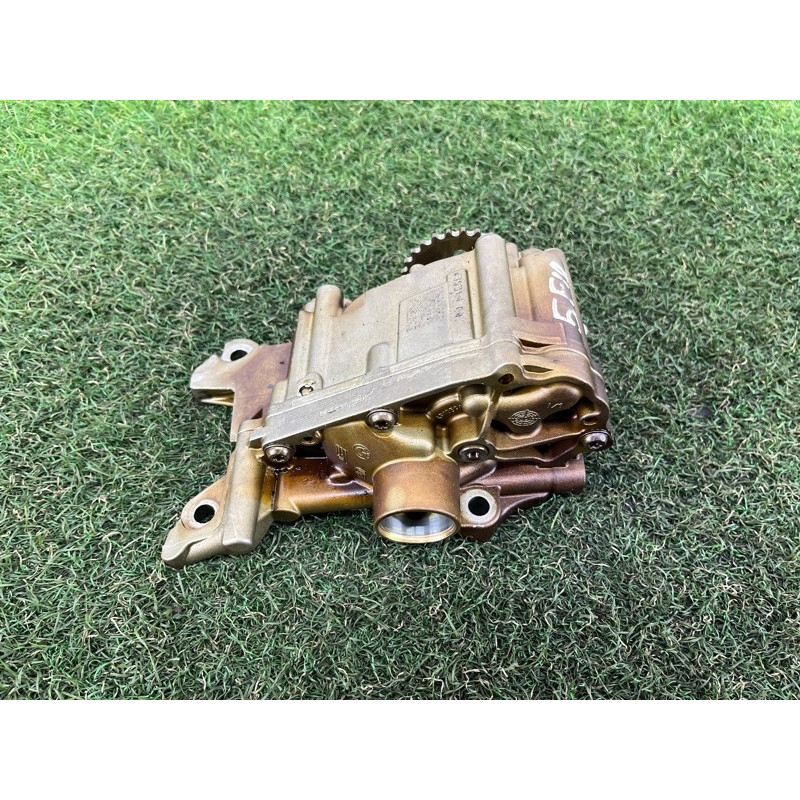 Маслонасос (двигатель и элементы) BMW 5-series F10 2011 3.0 11417573748