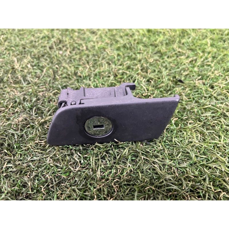 Личинка замка двери с ключом (кузов и элементы) AUDI A4 B9 2017 2.0 107837167EN