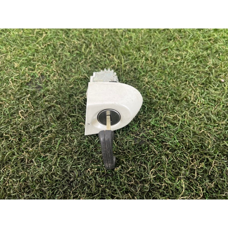 Личинка замка двери с ключом (кузов и элементы) BMW 2-series F22 2015 2.0 51217310729