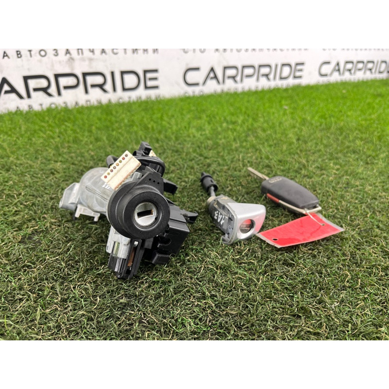 Замок зажигания (электрика) AUDI A3 8V 2015 1.8 1K0905851B