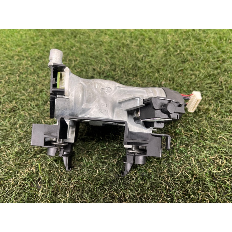 Замок зажигания (электрика) AUDI A3 8V 2015 1.8 1K0905851B