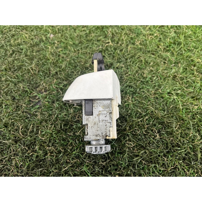 Личинка замка двери с ключом (кузов и элементы) BMW 4-series F32 2015 2.0 51217310729