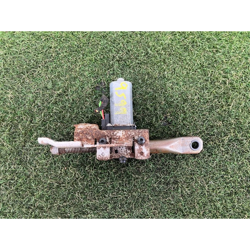 Моторчик регулировки сидения (электрика) Volkswagen Touareg FL 2015 3.6 8K0959111