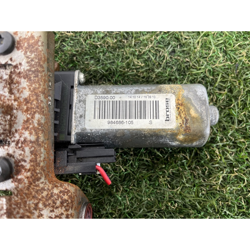 Моторчик регулировки сидения (электрика) Volkswagen Touareg FL 2015 3.6 8K0959112