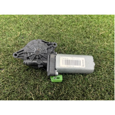 Моторчик регулировки сидения