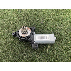 Моторчик регулировки сидения