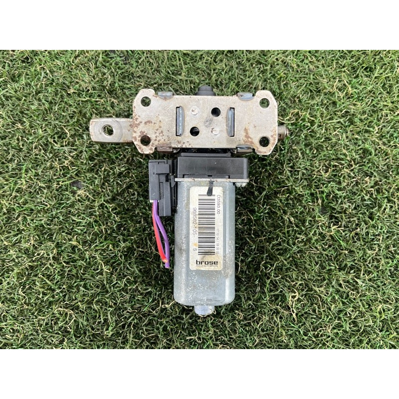 Моторчик регулировки сидения (электрика) Volkswagen Touareg FL 2015 3.6 8K0959761