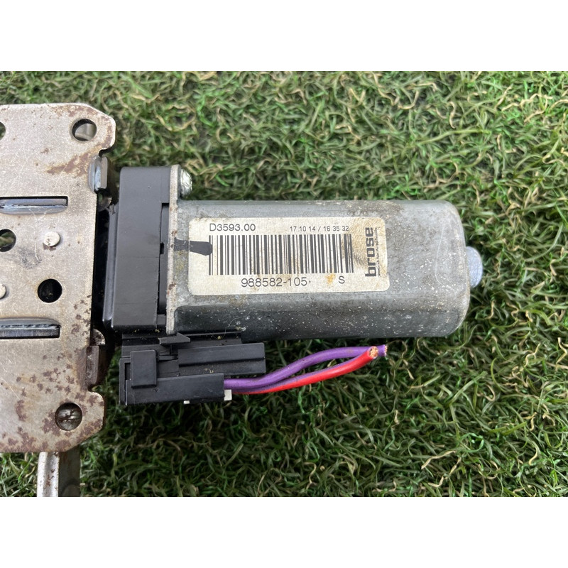 Моторчик регулировки сидения (электрика) Volkswagen Touareg FL 2015 3.6 8K0959761