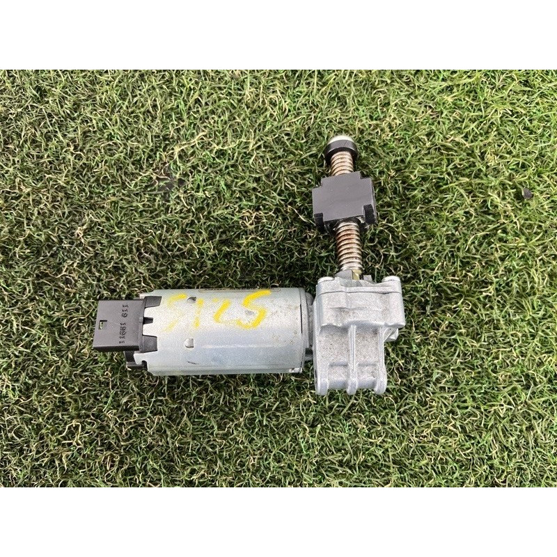 Моторчик регулировки сидения (электрика) AUDI Q5 8R 2012 3.2 CALB 5N0959762D