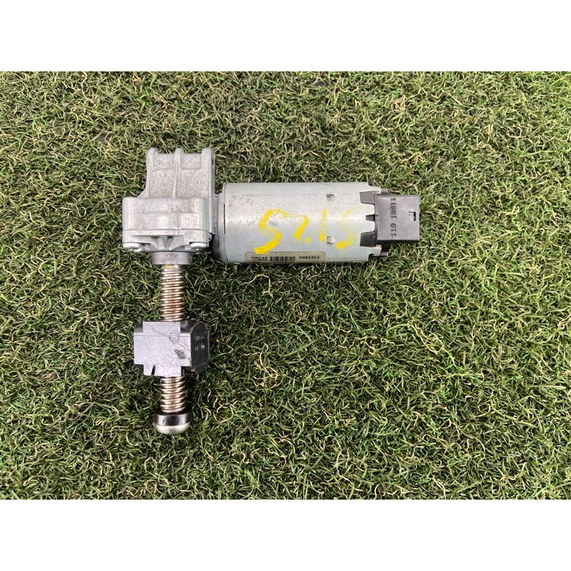 Моторчик регулировки сидения (электрика) AUDI Q5 8R 2012 3.2 CALB 5N0959762D